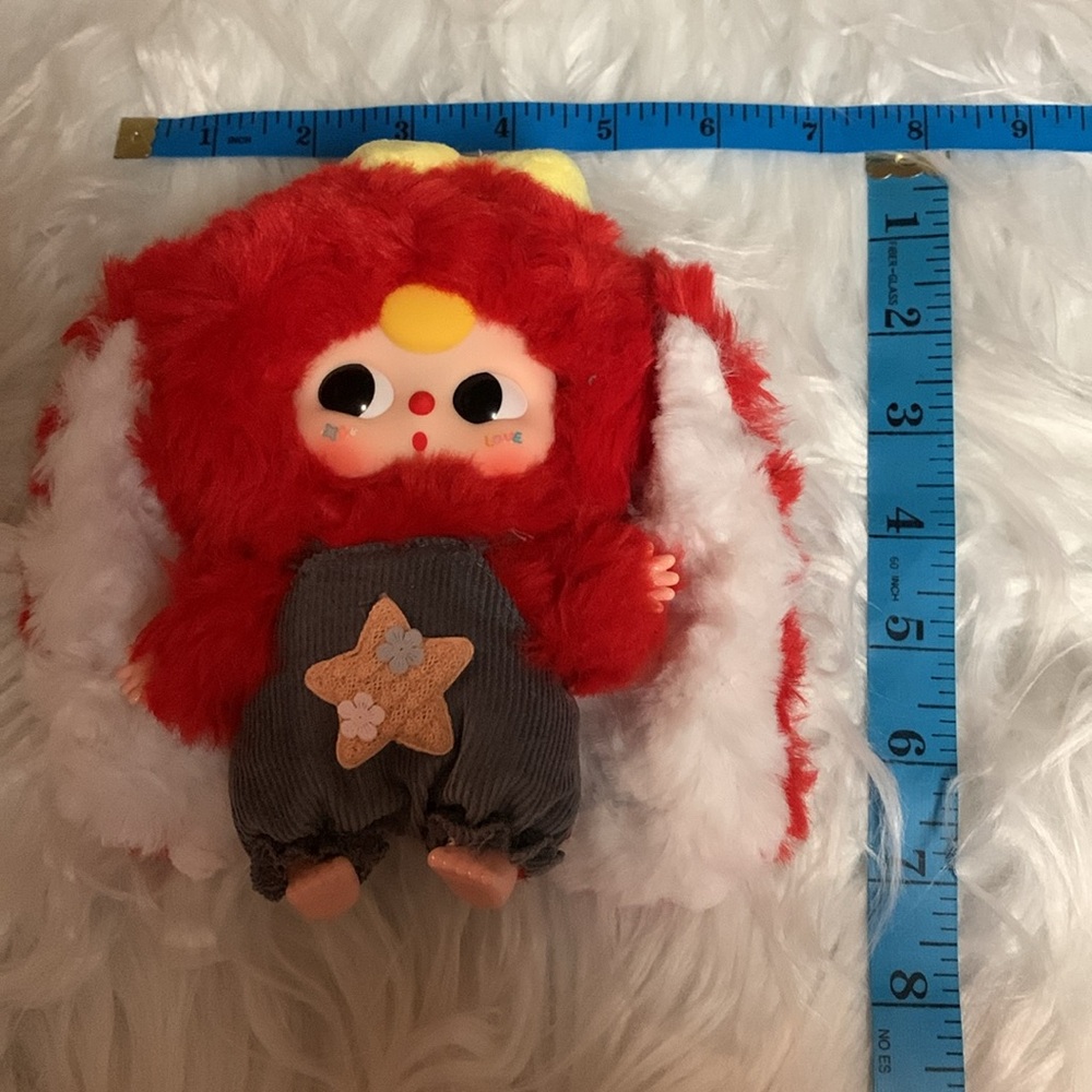 Baby Three V2 Rabbit Macaron Red Bunny Vinyl Face Plush Key Holder Red & White - Picture 12 of 15